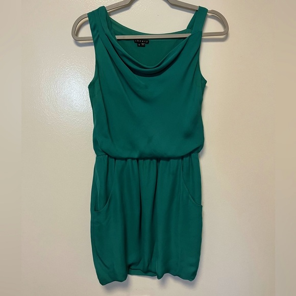 Theory Dresses & Skirts - THEORY silk dress